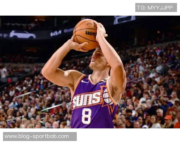 罗林斯状态低迷14投仅中5三分球命中率惨淡正负值大幅下滑